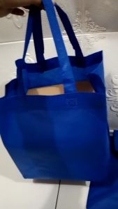 12 pcs Tas Spunbond Press Tebal 70 gsm Ukuran 22x24x28 cm   goodie bag box hajatan souvenir mewah