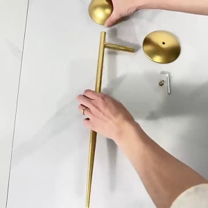 Candleholder Wall Mount Sconce Hanging Metal Holder for Wedding SettingGolden Finish