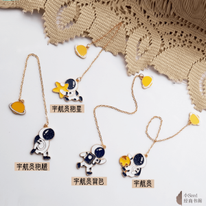 【在马现货Ready Stock】 吊坠书签 / 吊坠书夹 / Pendant Bookmark / Chain Bookmark with Clip 宇航员 独角兽 柯基 女孩与兔子 蓝鲸 美人鱼 雏菊