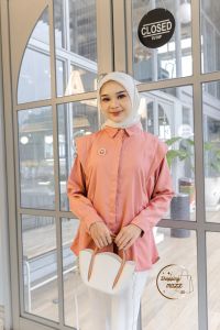 Atasan Blouse Andini Polos Shakila - Kemeja Keren Kekinian Premium -Kemeja Lengan Panjang Simple Elegan Lembut Exclusiv - Kemeja Atasan Formal dan Casual Premium- Kemeja Kantor- Kemeja Anti Kusut- Kemeja Office Premium - Kemeja Wanita Korean Style