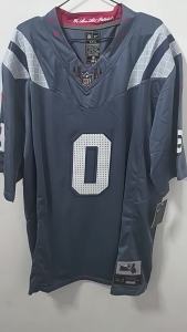 Một phần của áo đấu thêu mới của đội Patriots NFL số 10 12 và 0.