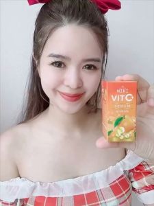 <เซรั่มทาหน้า> มิกิวิตซีเซรั่ม  *10 ml.* เซรั่มวิตามินซีเข้มข้น ช่วยบำรุงผิวหน้าให้กระจ่างใส ลดเลือนริ้วรอย ลดผิวหมองคล้ำได้อย่างมีประสิทธิภาพ