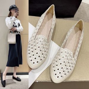 IELGY soft sole pointed one pedal breathable Doudou shoes summer new hollow embroidery hole womens Muller shoes