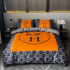 High-End Light Luxury Ice Silk Noble Bed Sheet Four-Piece Set Duvet Cover Double Bed Fitted Sheet Summer High-End Master Bedroom Set LZD
