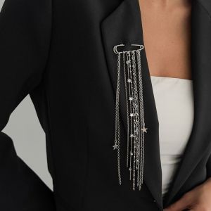WININ Rhinestone Inlaid Star Brooch Tassel Linked Metal Craft Tassel Pin Delicate Shiny Versatile Match Suit Ornament Suit Decor