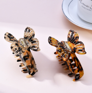 [SG | Premium Hair Jewelry] 8.5cm Butterfly Crystal Acetate Fiber Hair Claw Hair Grip Tortoise Color Hair Jewellery for women