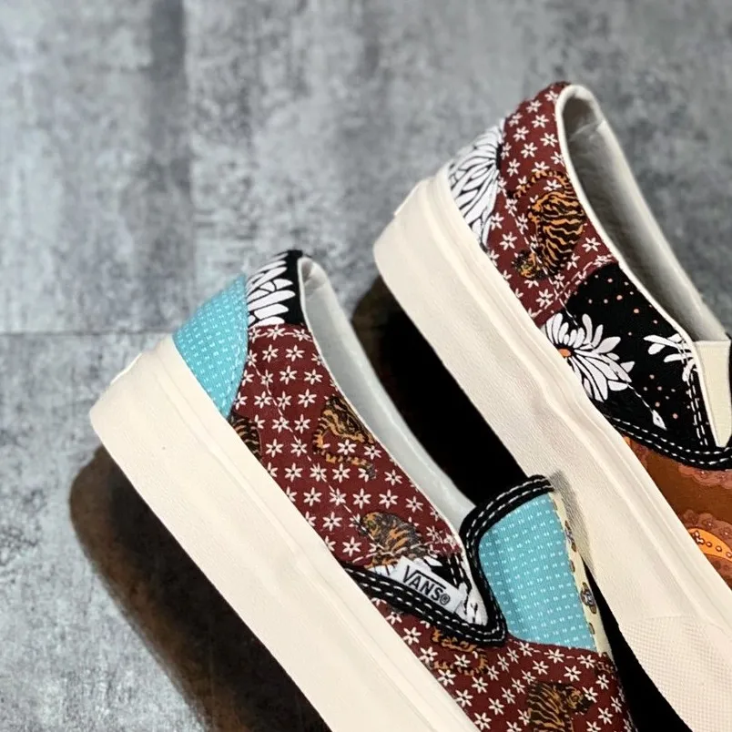 vans slip on checkerboard flower