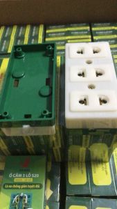 Ổ cắm 3 lỗ lò xo chống giãn lá đồng cao cấp S20