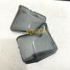 COVER LAMPU SEIN DEPAN 1 SET ( KIRI KANAN ) KHUSUS NMAX OLD / LAMA TAHUN 2015 2016 2017 2018 2019 MIKA PENUTUP LAMPU SEIN DEPAN NMAX LAMA WARNA SMOKE & BENING BAHAN MIKA TEBAL BERKUALITAS PEMASANGAN PLUG AND PLAY (PNP) KHUSUS NMAX OLD / LAMA TAHUN