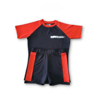 Set Bộ Đồ Bơi Nữ Trẻ Trung Và Năng Động Chất Vải Co Dãn Đa Chiều