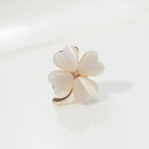 Opal Green Four Leaf Clover Lapel Hijab Pin Small Lovely New Plant Cat Fish Wing Brooches Pin Badge Girls Dress Jewelry Gift h2610