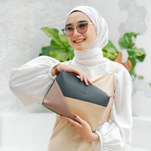 Vinesha Luna slingbag tas selempang wanita