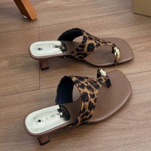 [Free Shipping] Womens mid-heel sandals for outdoor wear summer 2026 new high-heeled flip-flops that dont tire the feet