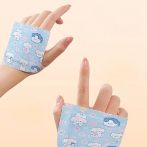Miếng Dán Giữ Ấm Tay Cho Người Lớn & Học Sinh – Đeo Tay Tiện Lợi Giữ ấm liên tục trong nhiều giờ . 1 túi gồm 2 miếng