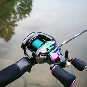 รอกหยดน้ำ รอกเบท รอกตกปลา ลอกเบสหยดน้ำ ลอกตกปลา 20+1BB 7.2:1 รอก รอกเบสหยดน้ำ ความเร็วสูง กําลังการผลิตไฟฟ้า 10KG รอกหยดน้ำ รอกเบท รอกตกปลา ลอก （COD）