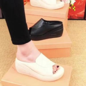 [Free Shipping] New Style Platform Sandals With A Fish-Mouth Design Suitable For Outdoor Wear Featuring A Non-Slip Sole Thick Platform Versatile Design And Soft Leather Material.These Soft Leather Wedge Sandals Are Perfect For Summer