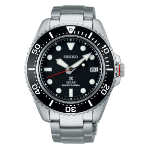 Seiko Prospex SOLAR Diver’s 200M Sports Mens Watch Japan Black Dial Metal Strap 42.8mm (SNE589)