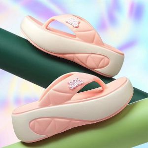 2026 New WomenS Flip-Flops For Summer Outdoor Wear Thick-Soled Non-Slip Breathable Beach Sandals