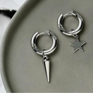 Hmeme ต่างหูแฟชั่นจี้รูปดาวหัวใจแบบอสมมาตรสำหรับผู้หญิงต่างหูแบบหัวเข็มขัดรูปทรงเรขาคณิตแบบเรียบง่ายของขวัญเครื่องประดับ