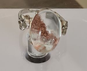 Colourful Phantom Quartz Expandable Ring