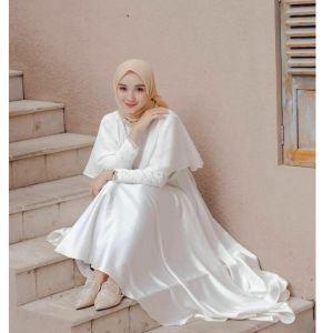 Syirin Gamis Putih Wanita Dewasa Combinasi Brookat Bahan Moscrepe Premium