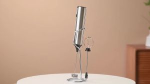 (HD1)Rechargeable Milk Frother 3-Speed Adjustable for Latte Cappuccino Electric Coffee Frother Sparkling Stick with 2 Removable Stainless Steel Stirrers Pengocok Susu Boleh Cas 3 Kelajuan Boleh Laras untuk Latte Cappuccino Pengocok Kopi Elektrik 001s Bat
