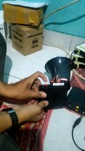 alat pengeras suara untuk jualan keliling hapus rekam simple praktis rekam saat itu juga dan langsung diputar suara akan repeat berulang ulang jika sdh bosan tinggal hapus rekam dengan yang baru harga murah sekali