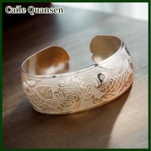 Caile สร้อยข้อมือสไตล์โบฮีเมียนย้อนยุคสีเงินแบบกว้างสำหรับผู้หญิงสร้อยข้อมือแฟชั่นเปิดดอกไม้แกะสลักเครื่องประดับวินเทจสไตล์โบฮีเมียน