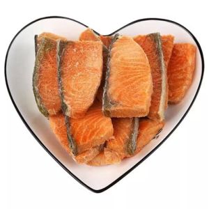 Dehydrated Home-Made Salmon Meat / Pet Snacks / Pet Treats