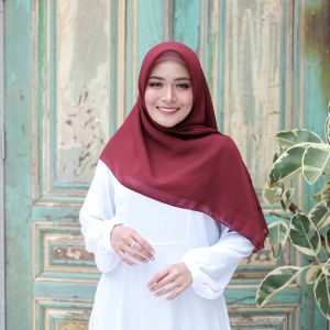 Kerudung Segi Empat Bella Square: Hijab Trendi & Nyaman