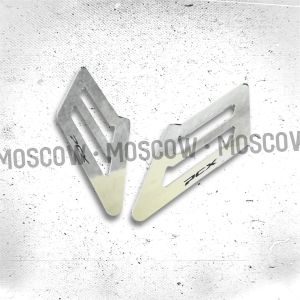 COVER GARNISH STEP SIDE COVER PCX 160 SILVER GOLD PELINDUNG SISI PIJAKAN KAKI 1 SET KANAN KIRI / SIDE STEP PROTECTOR LOW GARNISH PCX 160 / COVER PELINDUNG SISI BAWAH PINJAKAN KAKI / ACCECORIS PCX 160 AKSESORIS PCX 160 MERK MOSCOW PREMIUM HIGH QUALITY