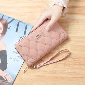 Womens long Wallet Fashion Embroidered Heart-Shaped mobile phone bag with Multiple Card Slots and Zipper Closure