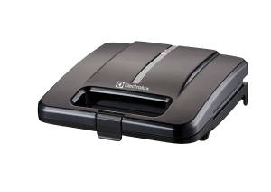 Electrolux เครื่องทำแซนวิชอาหารเช้าอัตโนมัติเครื่องทำขนมปังอาหารเช้า Smart Home สองด้านควบคุมอุณหภูมิ