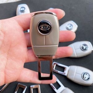 1 Chốt cắm đai an toàn chốt chồng đai ngắt chuông cho ô tô - Có thể cắm nối tiếp - Chất liệu Inox mạ Crom cao cấp