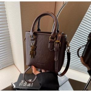 Túi đeo chéo nữ túi xách tay giá rẻ tặng kèm Gấu Đồng đi chơi đi tiệc sang trọng Thanhthushop68 909