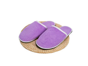 รองเท้าแบบฟรีไซส์ สามารถสวมใส่ในบ้าน ใส่ในออฟฟิต หรือใส่ในห้องนอน รองเท้าสลิปเปอร์ผ้าขน