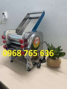 Máy cán bột làm vỏ bánh bao bánh gối há cảo sủi cảo FKM200 chạy điện