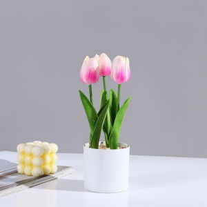 กระถางดอกทิวลิป ตกแต่งบ้าน ประดับในร่ม พืชประดิษฐ์ ดอกไม้ประดิษฐ์ สวยงาม สีสันหลากหลาย สดใส ไม่เหี่ยวไม่เฉา