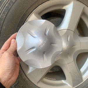 Logo Chụp Mâm Ốp Lazang Bánh Xe Cho ISUZU D-MAX (2012-2015)