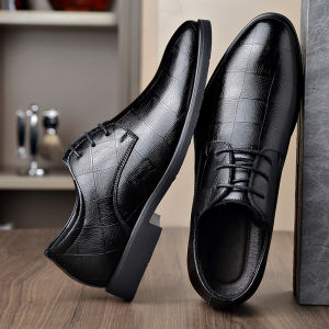 【Ready Stock】Mens Leather Shoes Business Formal Office Mens Shoes British Style Casual Leather Shoes Sole Soft