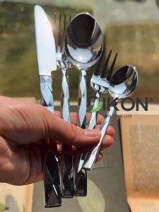 Ultra-Thick Luxury Flatware Set 304 Stainless Steel Cutlery Set with Diamond Cut Pattern Dinnerware Set Makapal Tableware