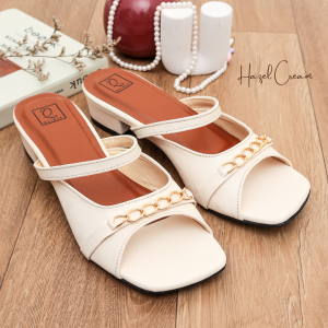 QUINCE Hazel Sendal Wanita hak 3cm