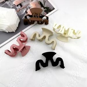 2026 Hot Sale [ Shipped from China ] Korean acrylic frosted wave claw clip for women elegant hairpin hair accessory shark clip for back of the head updo B3
