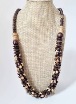 รูปจากผู้ขายบน Lazada: Necklace, Coconut Shell Necklace, Natural Wood Necklace, Handmade Necklace, Double Necklace, Thai Fabric Set,  ตั้งราคา ฿133 ขายแล้ว 152 ชิ้น
