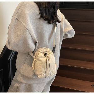 WUSHUWUJI Drawstring Womens Crossbody Bag Adjustable Lightweight Mobile Phone Small Bag Leisure Solid Color Water Bottle Bag Travel