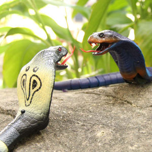 JM 3D Toy Lifelike Realistic King Naja Cobra Long Range Snake Joke Scary Trick Remote Control Boy Toys Halloween Christmas Easter Party