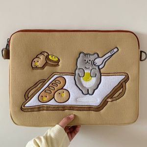 Sleeve Pouch Sarung Tas Bag Case Ipad Tab Tablet Macbook Air Pro Laptop Asus Acer Lenovo HP Huawei Samsung Galaxy 11 12 13 14 15 inch Motif Gambar Kucing Cat Warna Coklat Cream Lucu Cute Murah Korean Model Tali Selempang Jinjing Bahu Pundak