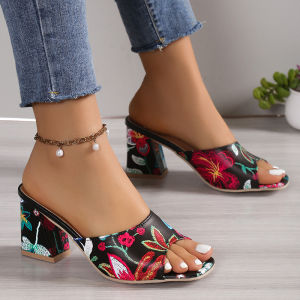[Free Shipping] Printed High-Heeled Slippers New Summer Styles Plus Sizes Chunky Heels Elegant Design Suitable For Wearing Outdoors WomenS One-Strap Sandals