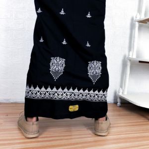 WADIMOR- Sarung bordir motif pintu aceh1 | sarung bordir khas nusantara