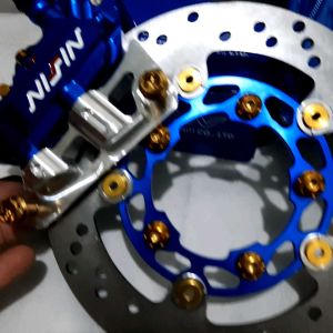 Paketan Complit Handle Master Rem NSSN 1Tabung + Selang Rem 95cm + Kaliper Monoblok 4Piston + Breket + Baut Probolt Gold + Cakram + Baut Cakram Disc 5 Lobang PNP Matic Honda Vario 125 New/ Vario 150 New